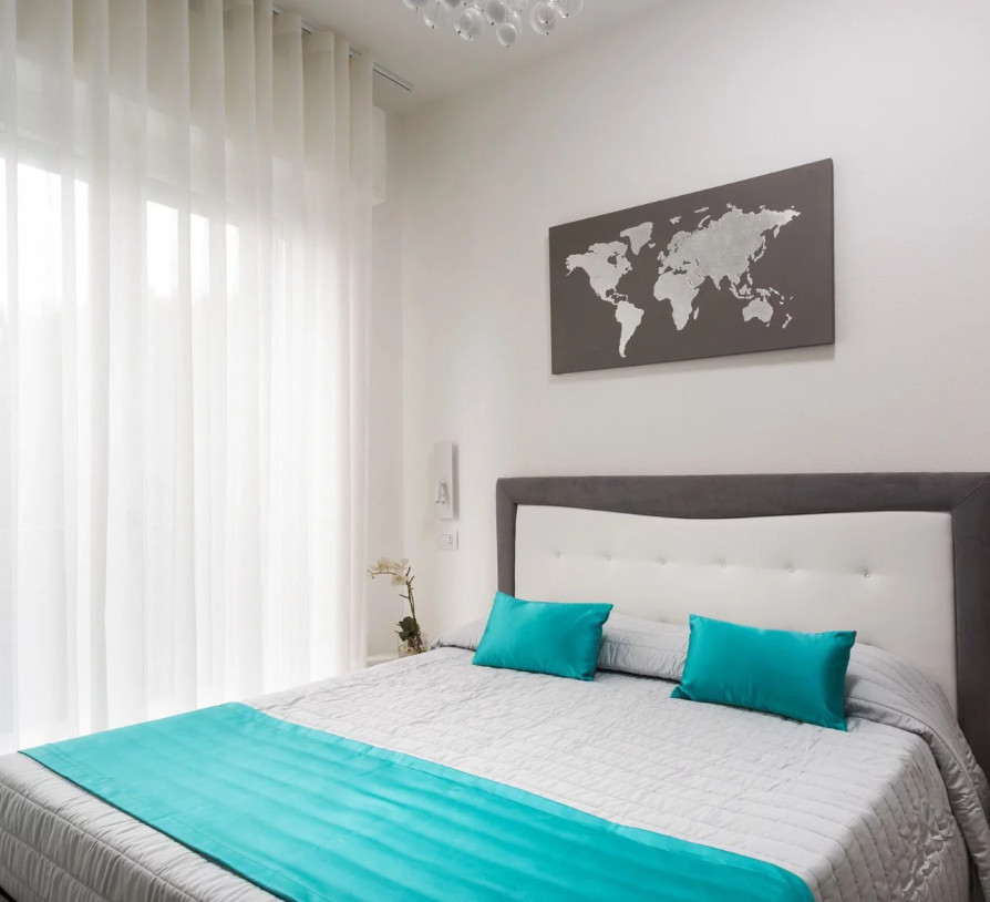 media.slide2_bilocaleconvasca_appartamentilevelecervia