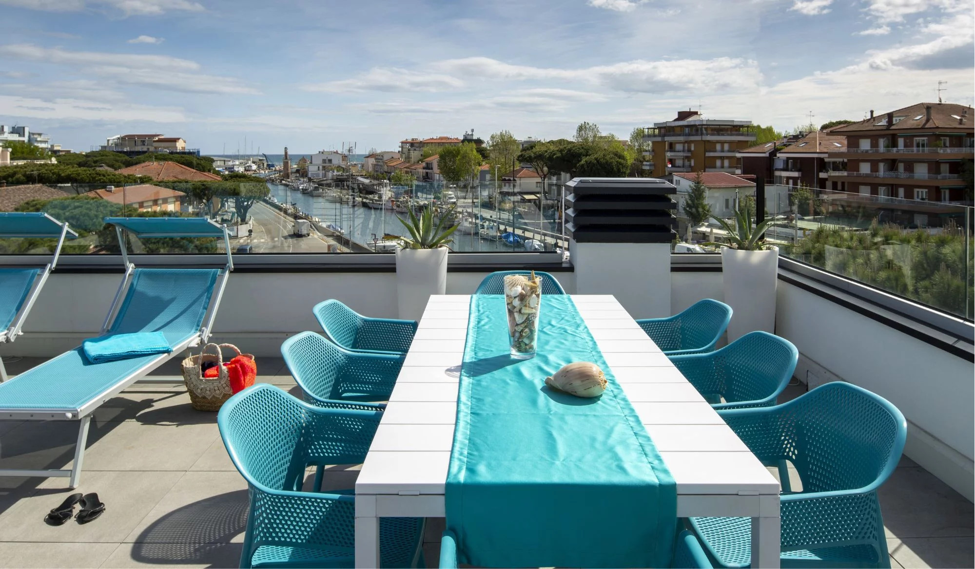 media.slide2_atticoluxury_appartamentilevelecervia